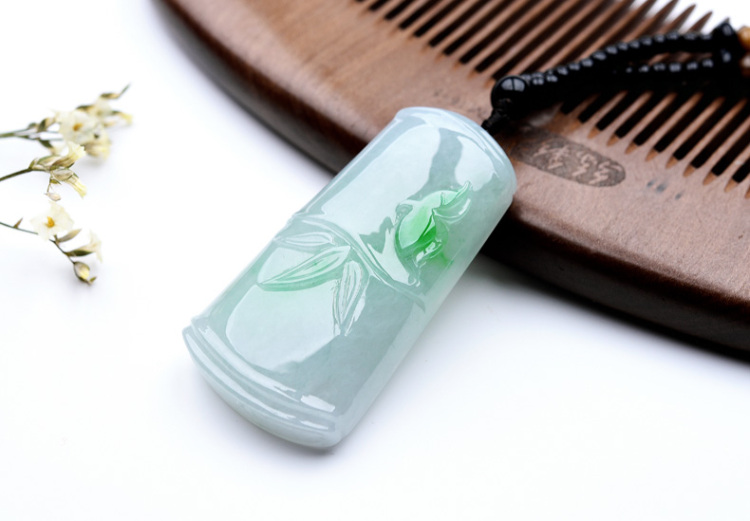 xy9650果敢翡翠 飘花翡翠节节高竹节吊坠玉坠挂件