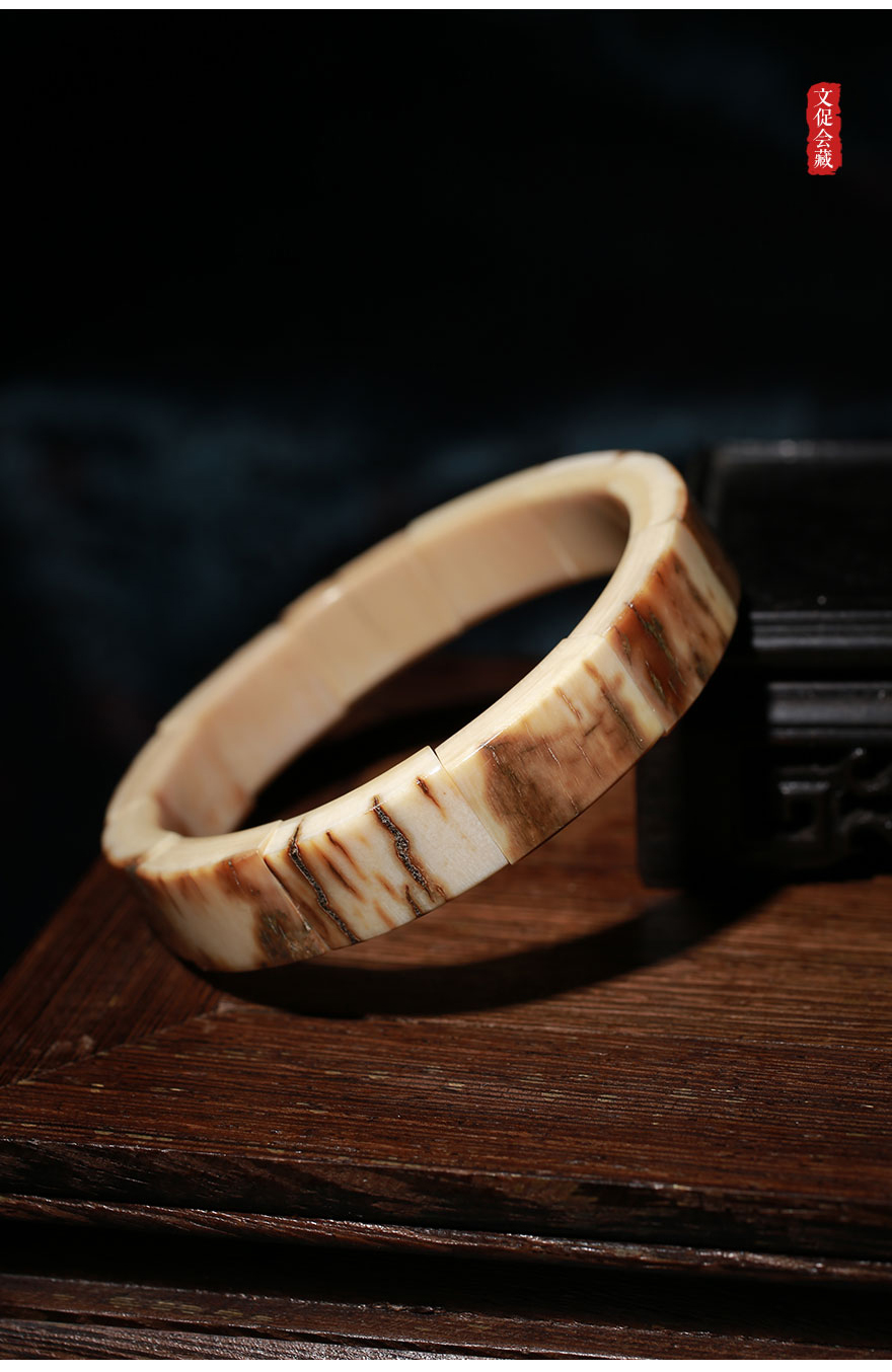 【精品】西伯利亚猛犸象牙 带皮松紧手镯 25.2克