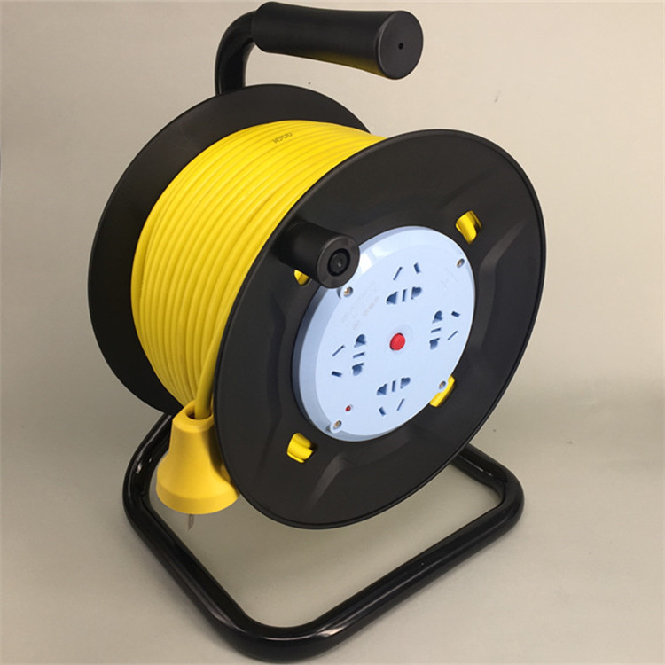 公牛线盘移动电缆电线卷盘绕线轴空盘20米30米拖线盘工程插排插座 20