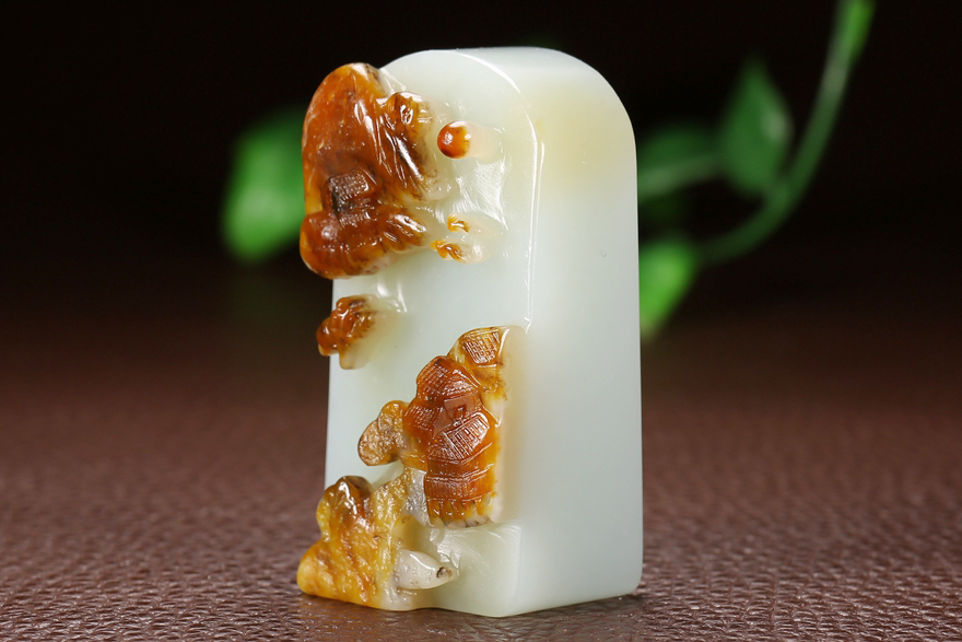 和田玉枣红皮印章 山水 76克 王石玉铺