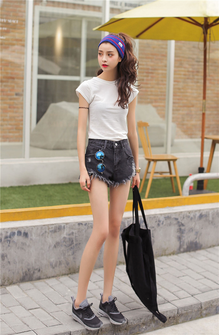 馨蓝雅(xinlanya)夏季新款韩版黑色破洞猫须修身显瘦毛边热裤水洗抓纹