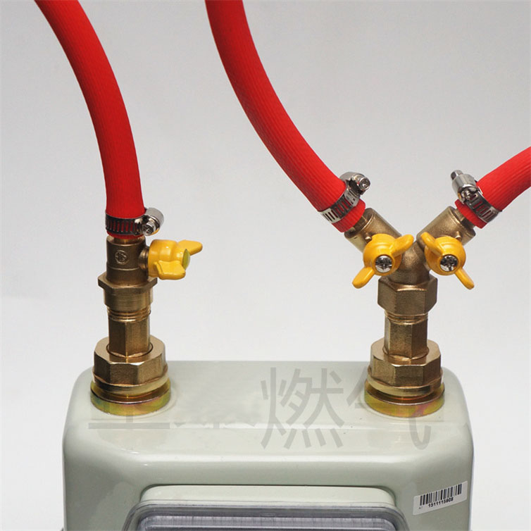 家用膜式燃气表煤气表家用天然气表 2.5左表 玛钢接头 支架