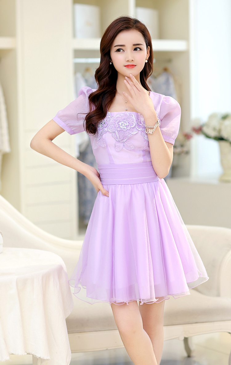尚涛2015夏季新款韩系收腰显瘦女装紫色绣花朵泡泡袖欧根纱连衣裙d