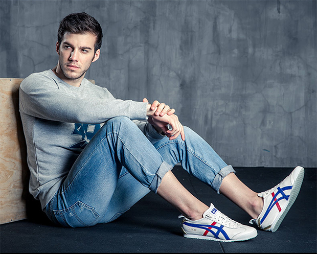 李宇春同款onitsukatiger鬼冢虎经典红白蓝烫金元素运动休闲鞋mexico