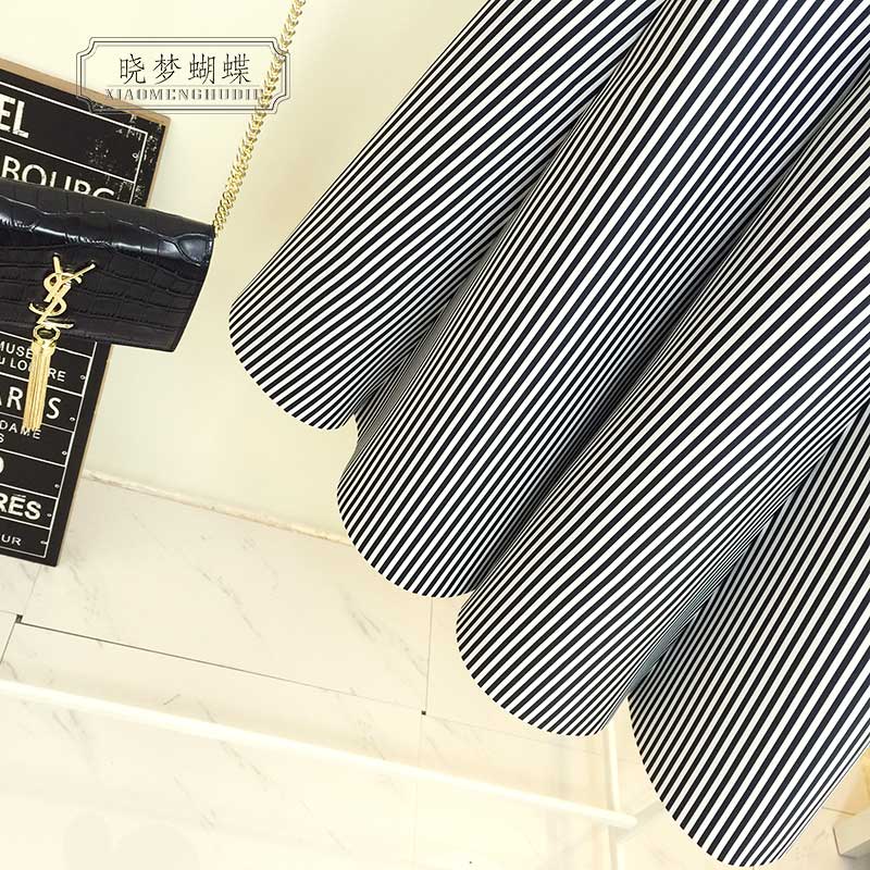 晓梦蝴蝶2015秋季新品韩版黑白竖条纹半身裙秋蓬蓬裙中长款太空棉半裙复古a字伞裙 白色条纹 S