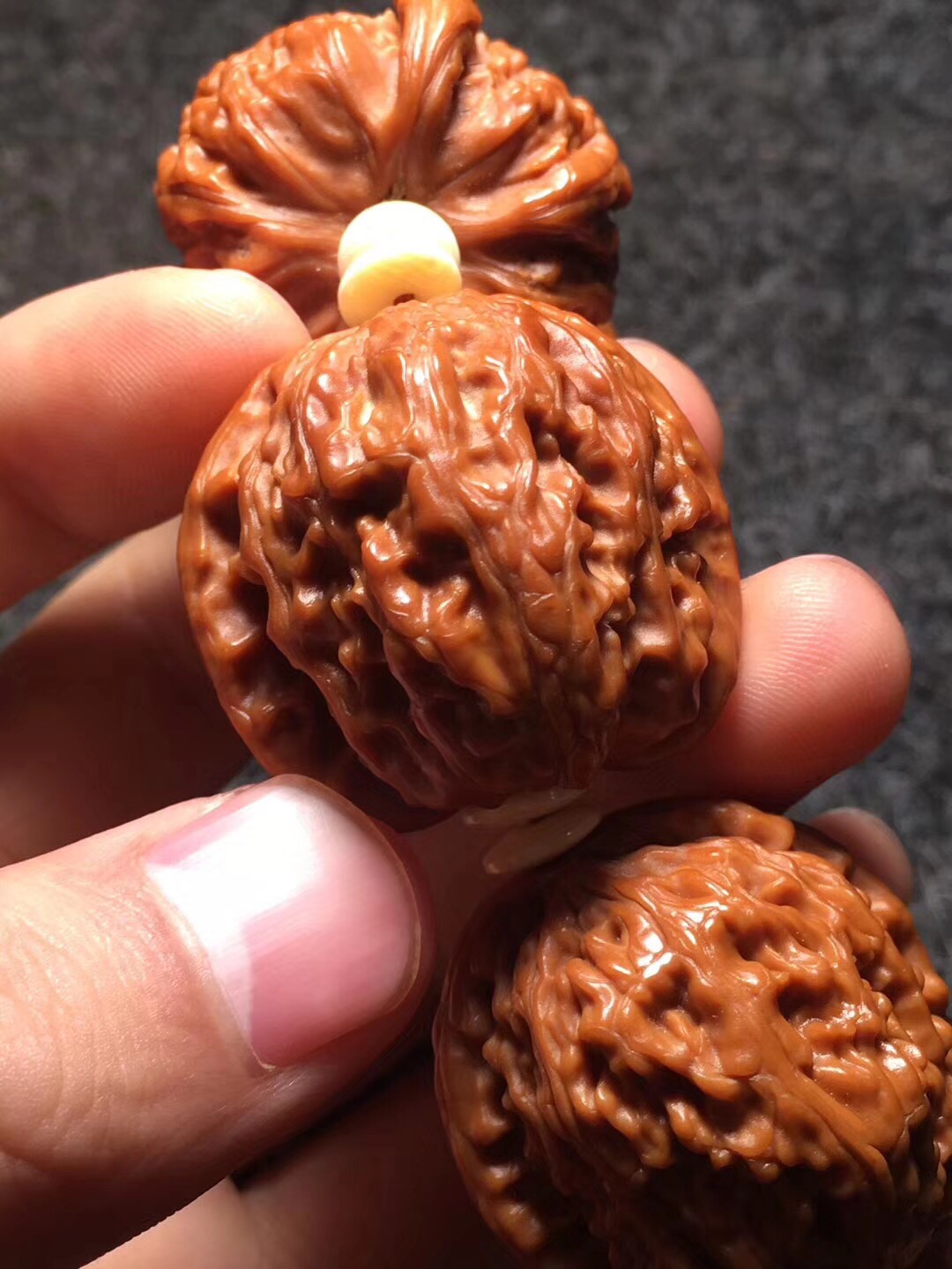 魅祥 精品文玩白狮子头核桃手串手持38mm野生大金刚山核桃菩提文玩 素