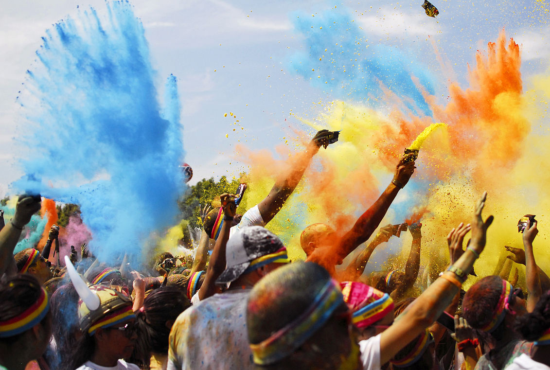彩虹跑彩色彩跑粉 彩色玉米粉淀粉彩粉 彩色跑粉彩虹跑彩跑粉末 橙色