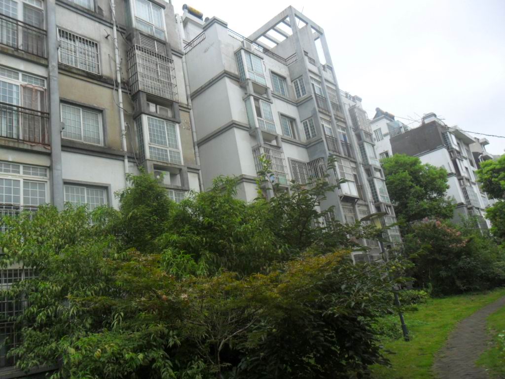 淮南市田家庵区洞山街道山水居小区42栋(现40栋)501室