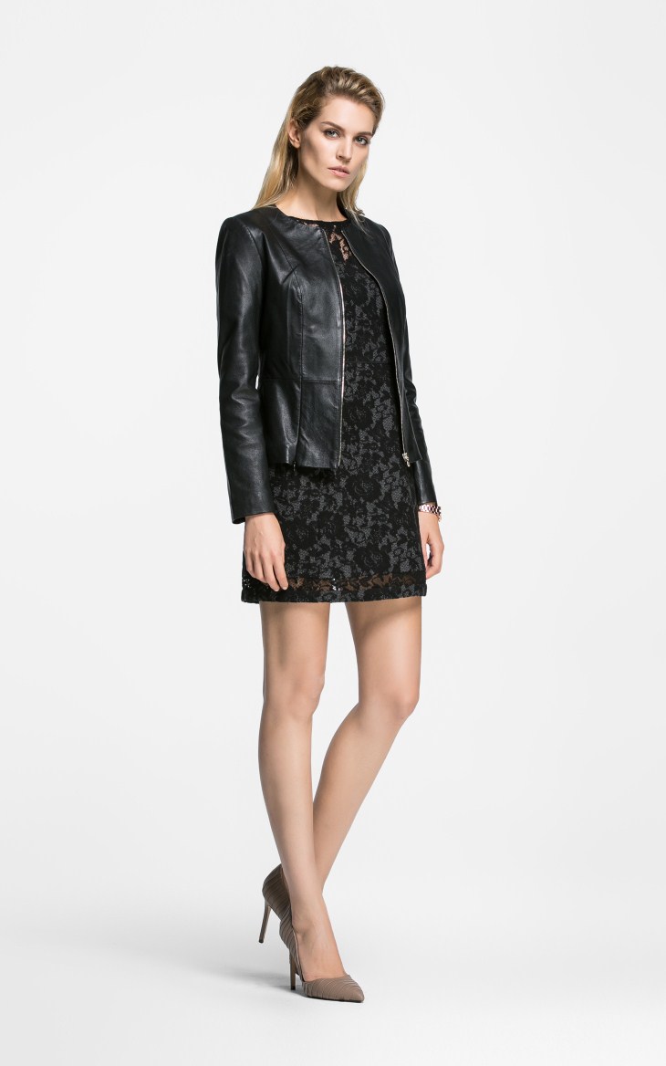 模特佩戴配饰女装 真皮皮衣 思莱德(selected) 思莱德