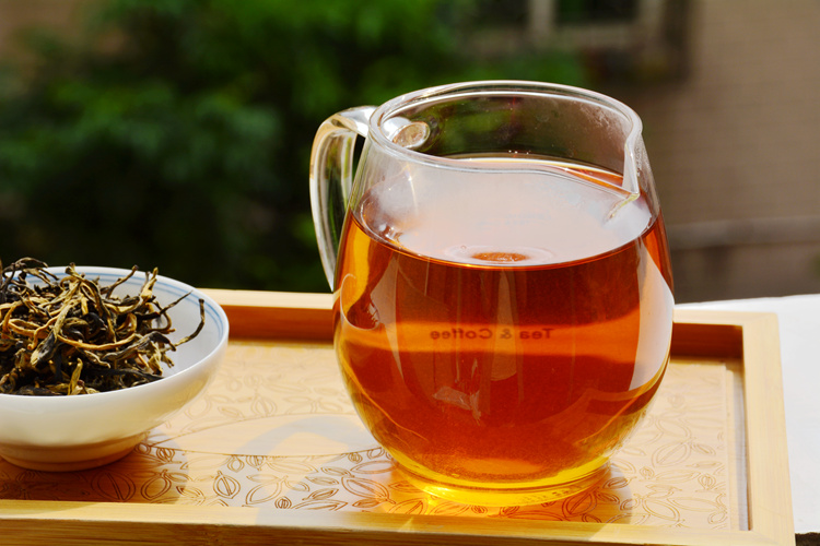 吉妮茗香 红茶茶叶 云南滇红 简朴单罐装180克