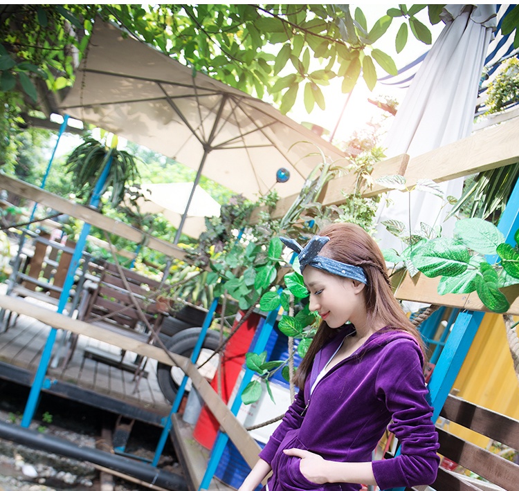 衣思凡 休闲套装女款晨练服显瘦两件套运动套装金丝绒天鹅绒女装6801 玫红 M(修身款建议买大一码 )