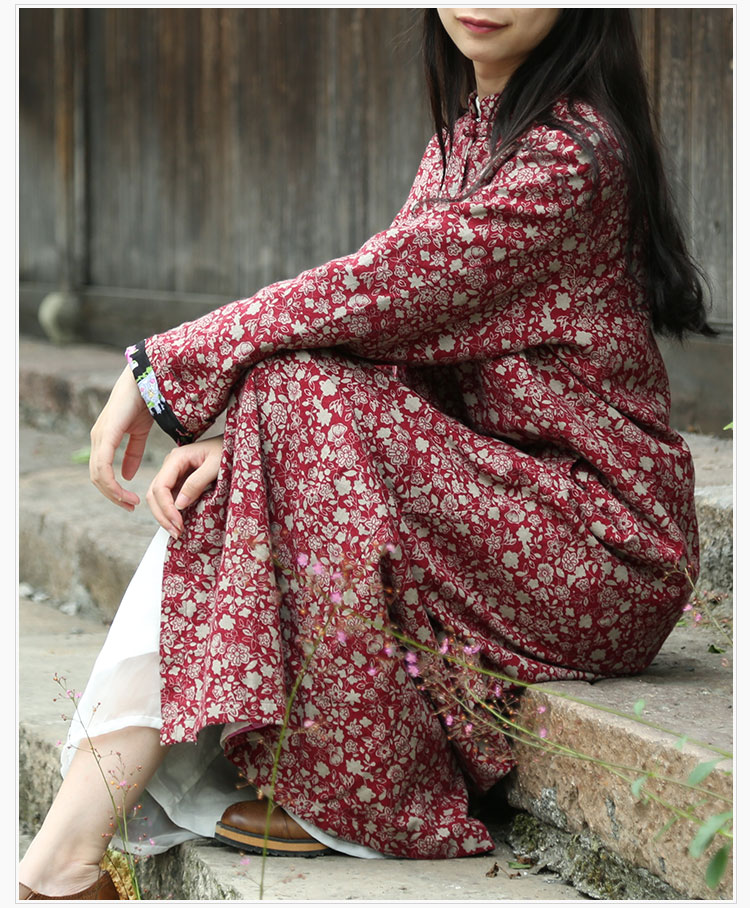 乱在江南春秋款民族风长款风衣女立领盘扣长款水洗碎花棉麻外套 藏青色 均码