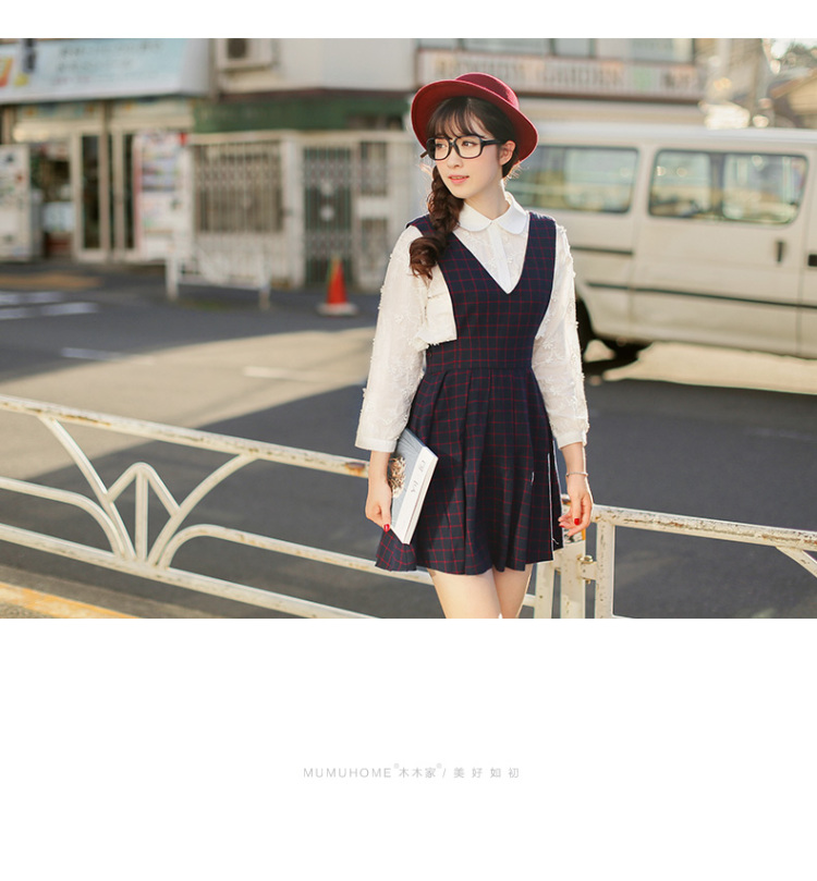 Mumu Home2016春装新款日系学院风甜美格纹修身V领无袖连衣裙 深蓝色 XS
