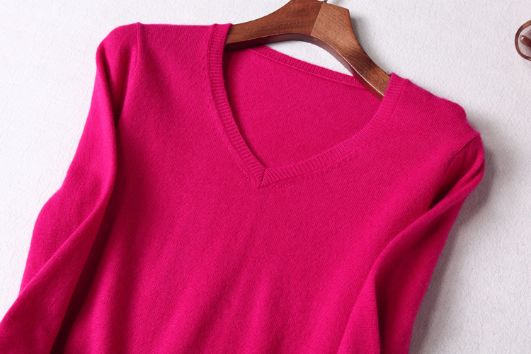 雪芙绒 冬季新款羊毛衫女士纯色v领短款 时尚简约小清新百搭毛衣羊毛