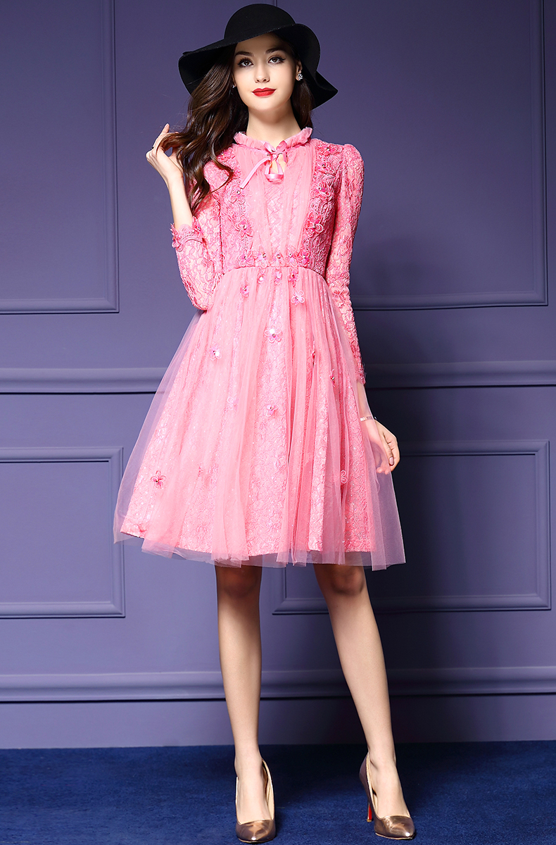 2016春装新款荷叶领长袖蕾丝网纱刺绣拼接百褶公主裙连衣裙7130 粉色