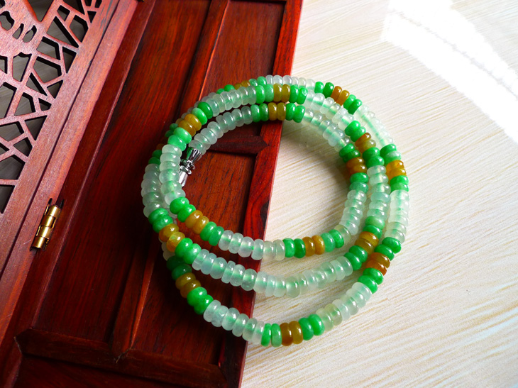 a货翡翠三彩项链31.40g玉凤尚珠宝h