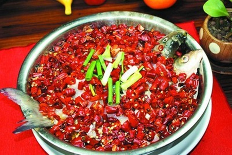 
                                        莎朗 贵州特产花溪油辣椒 油泼辣子辣椒酱辣椒油  厨房佐料 下饭菜 380g                