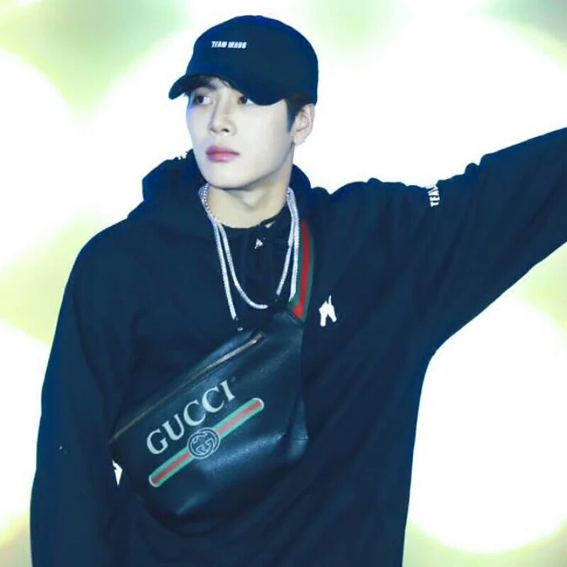 偶像王嘉尔同款练习生棒球帽子男女士鸭舌帽字母太阳帽休闲遮阳帽嘻哈