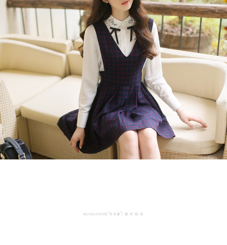 Mumu Home2016春装新款日系学院风甜美格纹修身V领无袖连衣裙 深蓝色 XS