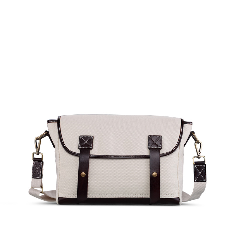 flipped斐莉德 春款时尚女包个性百搭青年包盖式户外斜挎背包 米白色