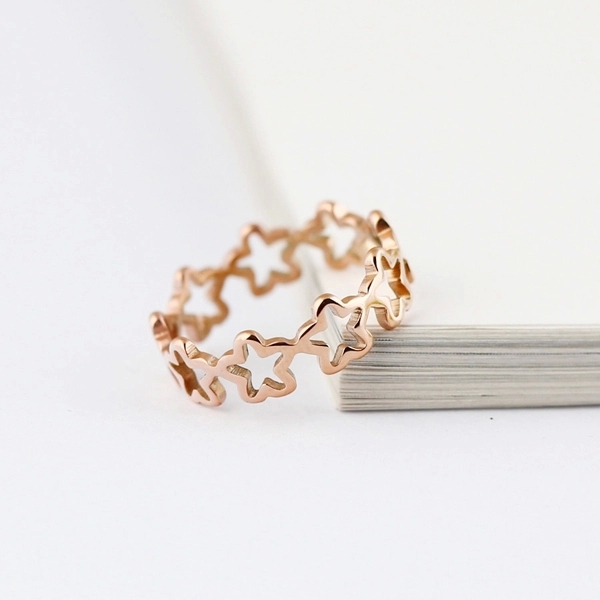 缘未鸟 镂空星星戒指 食指女款 钛钢镀玫瑰金尾戒关节戒指饰品 镂空
