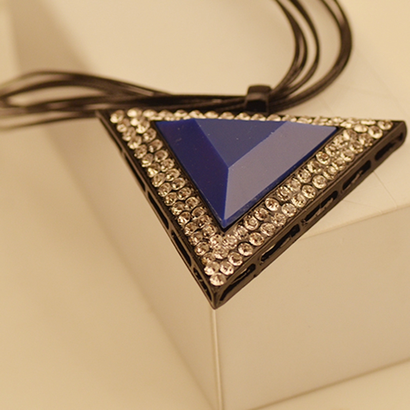 翠声翠色 欧美范儿复古风三角水晶镶钻项链女装饰配饰皮绳挂件吊坠
