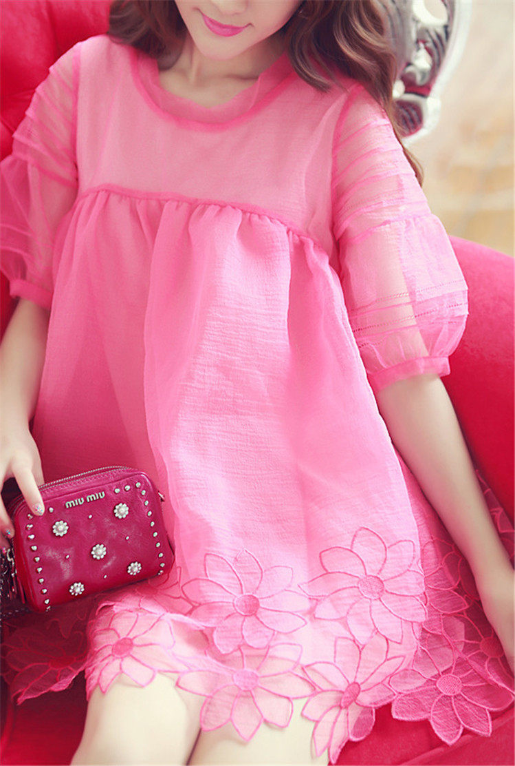 洗涤说明:可手洗,分色洗涤,可低温熨烫,平摊干燥,不可机洗,不可氯漂.