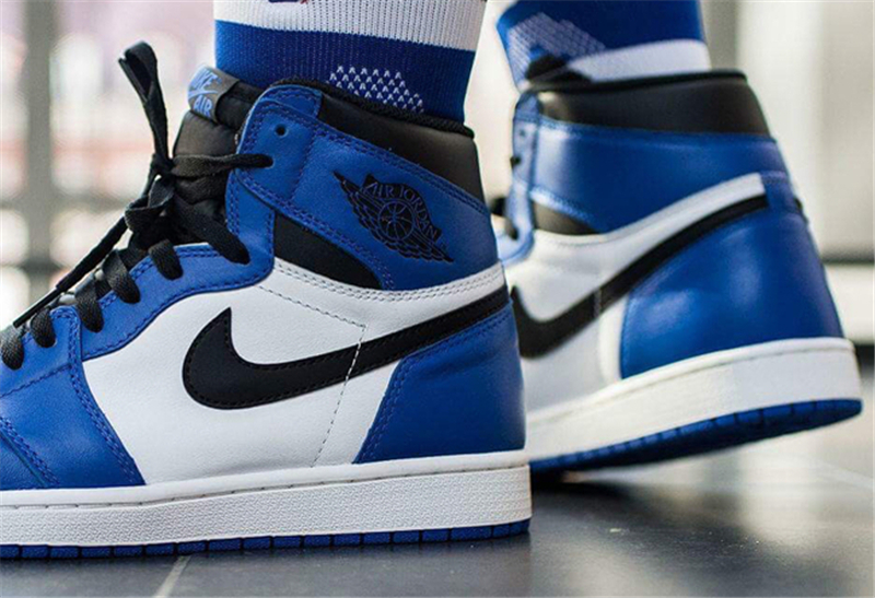 nike耐克男女鞋 air jordan1 aj1 黑蓝扣碎男女鞋板鞋篮球鞋 555088