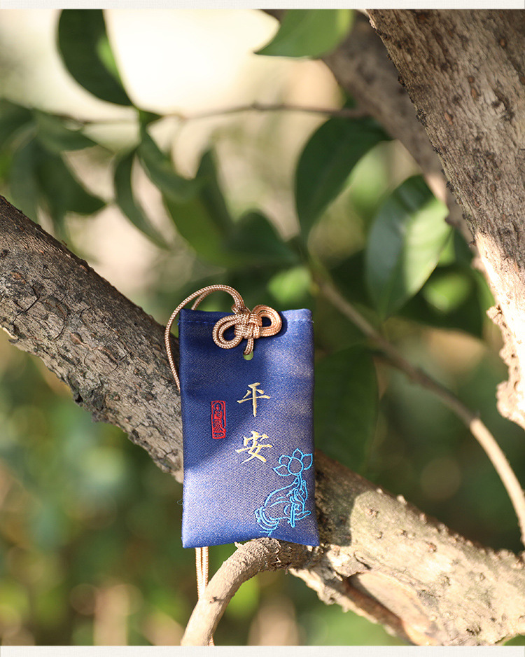 袋独立包装工艺高密度织绣(图案精致,分辨率高)名称祈福香囊适用场