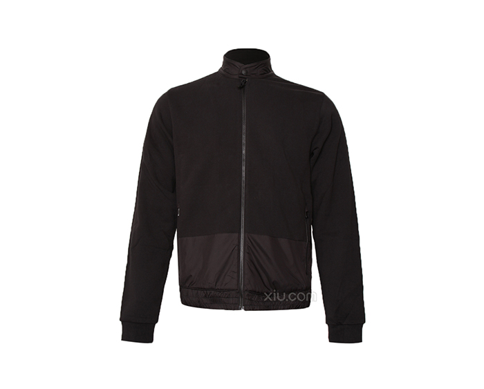 适合性别:男性  领型:翻领  袖型:常规袖  品牌官方货号:vh415zz815