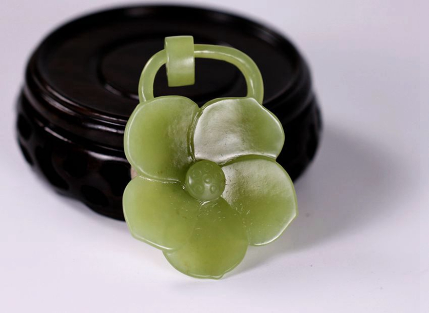 和田玉黄玉挂件梅花 15克 【朋谊阁和田玉】