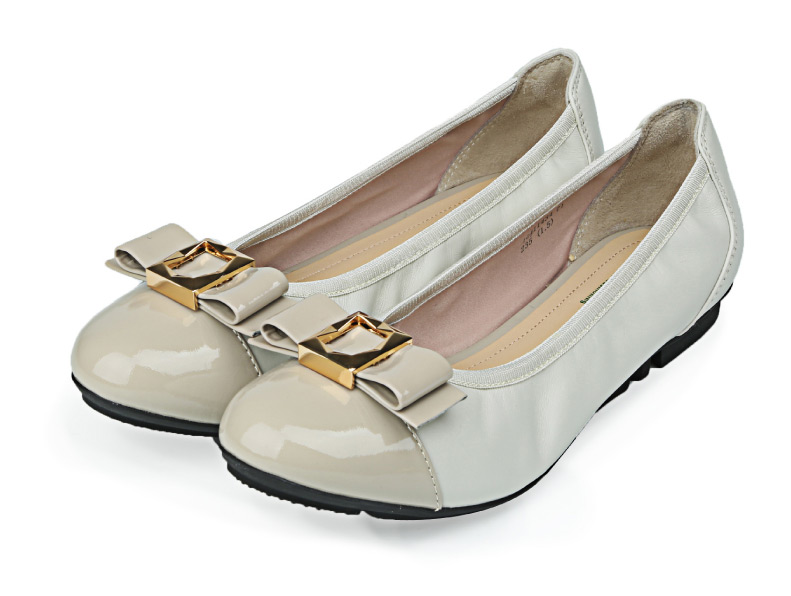 skap圣伽步春芭蕾羊皮女鞋甜美蝴蝶结浅口圆头平底单鞋10411434米白