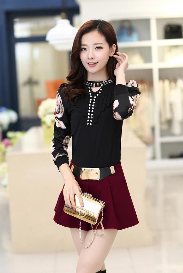 
                                        依阁莎2018新款韩版显瘦圆领镶钻雪纺长袖t恤打底衬衫女YG5661 白色 S                