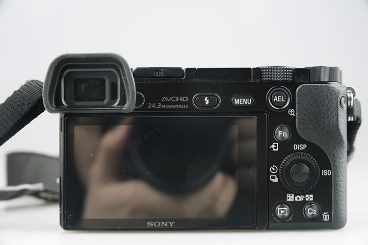 29314114789商品名称:【二手95成新】索尼(sony)a6000 a6500 微单