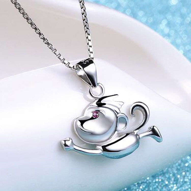 同兴德 s925银猴吊坠时尚女士项链锁骨链 银饰品 银色