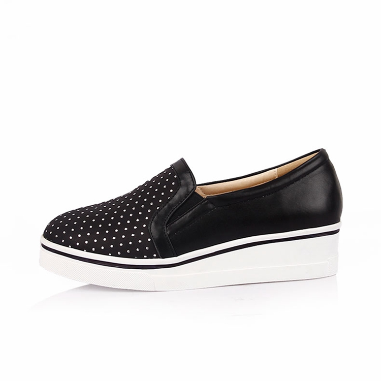 依恋路2015秋季新款大码女鞋40-43码真皮舒适平跟休闲大码乐福鞋 黑色