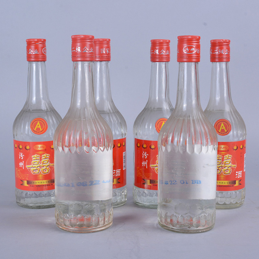 4.汾州喜酒 2001年 42度 500ml 6瓶