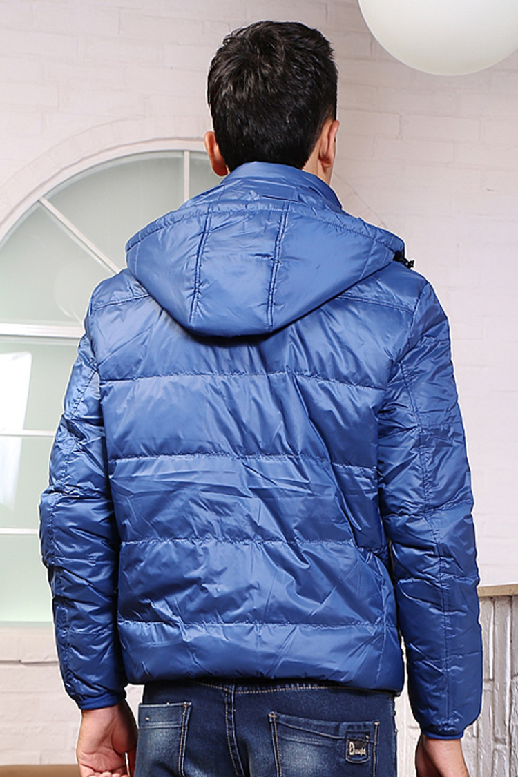 雪驰xuechi 冬装短款保暖时尚休闲可脱卸帽面包式男装羽绒服 a-1390