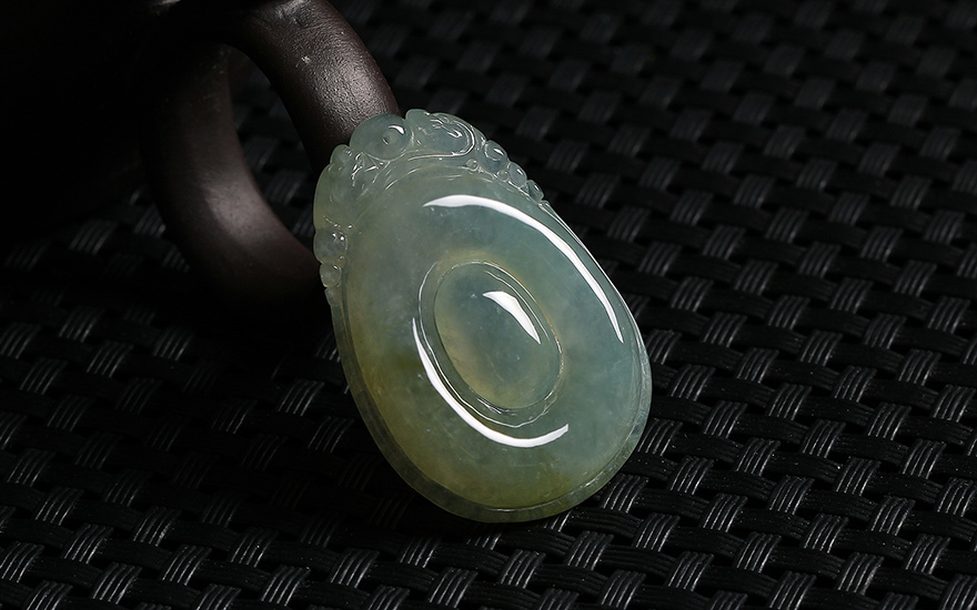 缅甸a货翡翠福贝吊坠10.08克