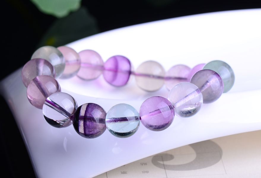 天然水晶多彩萤石手串45.84g 12mm 石来运好