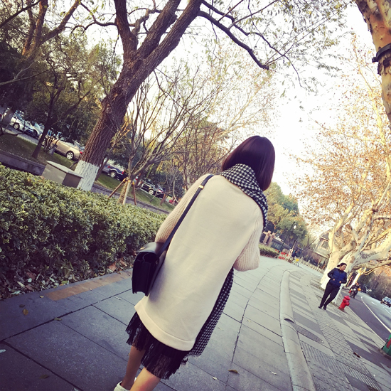 
                                        欧诗黛 针织衫女2016秋冬新款宽松时尚打底长袖假两件套头毛衣女 图片色 M                