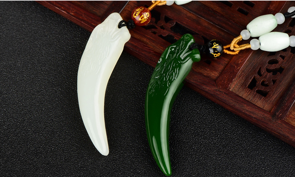 和田玉狼牙吊坠狼牙形状男女士玉石情侣款项链霸气个性饰品时尚挂件