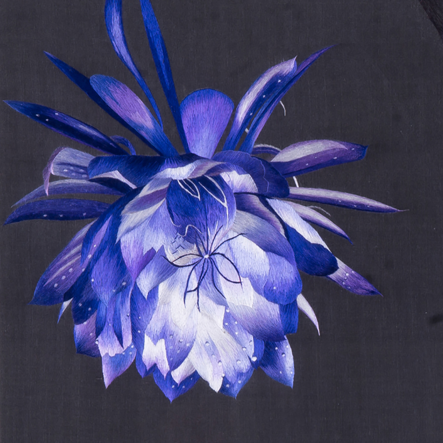 工艺品 刺绣 张琳苏绣真丝《昙花》 天宫工艺品