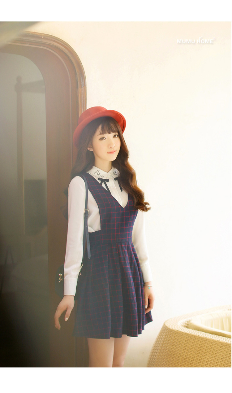 Mumu Home2016春装新款日系学院风甜美格纹修身V领无袖连衣裙 深蓝色 XS