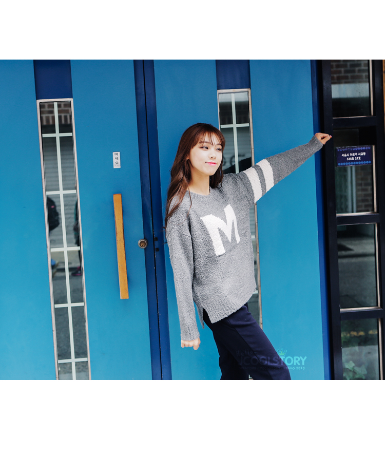jcoolstory韩国2015秋冬新款M字母圆领宽松套头毛衣韩版女外套 灰色 均码