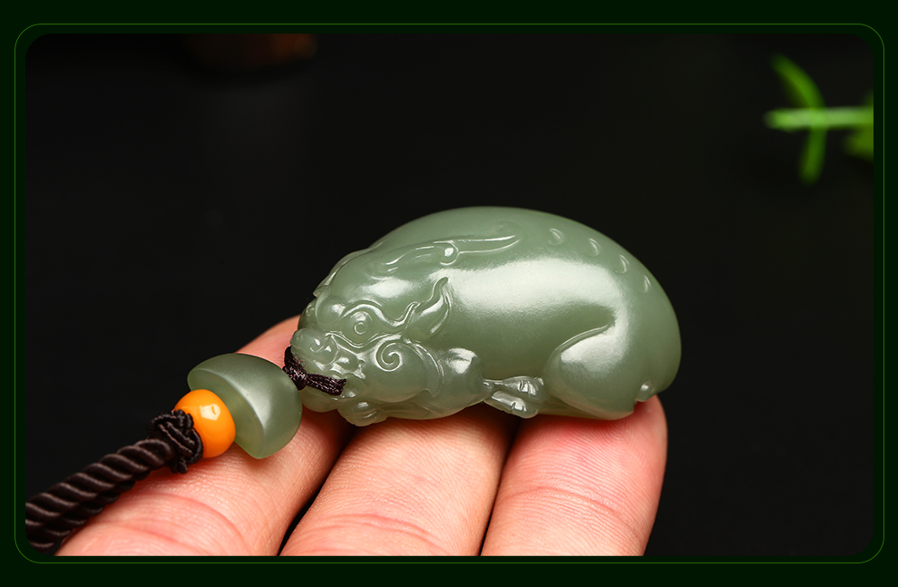 【七夕礼物】【玉雕大师梁飞雄工作室作品】印象眸 和田玉立体貔貅