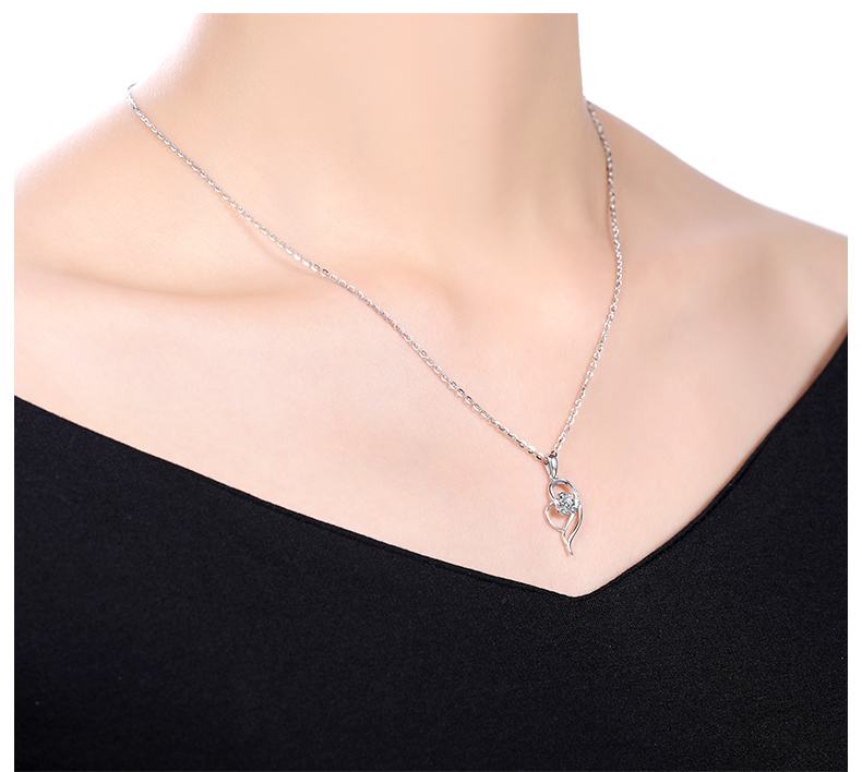 乐奇珠宝loqi 钻石吊坠女 pt950铂金钻石项链女士款18k金正品白金项链