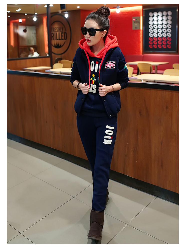 
                                        伊蔓朵卫衣女2017春装新款韩版时尚休闲套头卫衣运动套装女E8808 黑色 XXL                