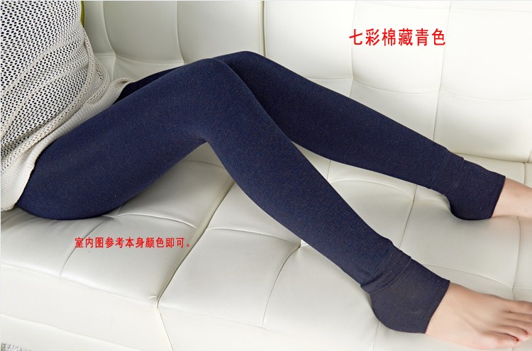抗起球加绒加厚大码踩脚打底裤脚蹬裤高腰女冬胖mm踩脚女士无缝一体裤 200克黑色 均码