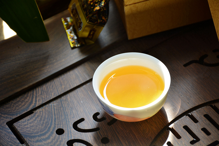 吉妮茗香 红茶茶叶 金骏眉简朴茶叶礼盒 200克【支持货到付款】